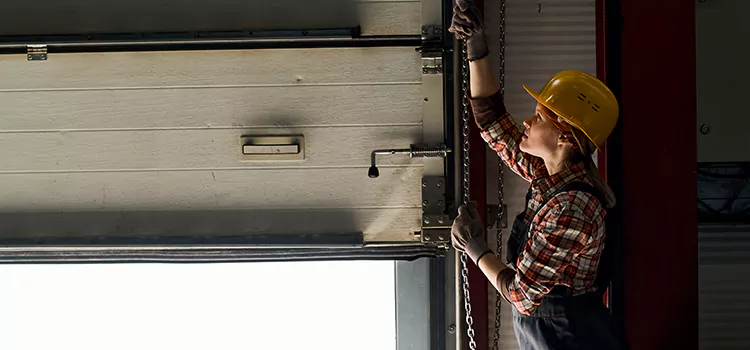 Addressing Common Garage Door Stoppage Issues in Hicksville, NY