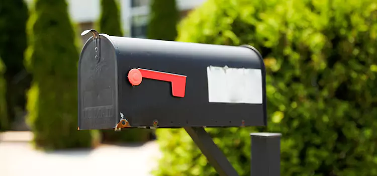 Secure Mailboxes for Packages Hicksville